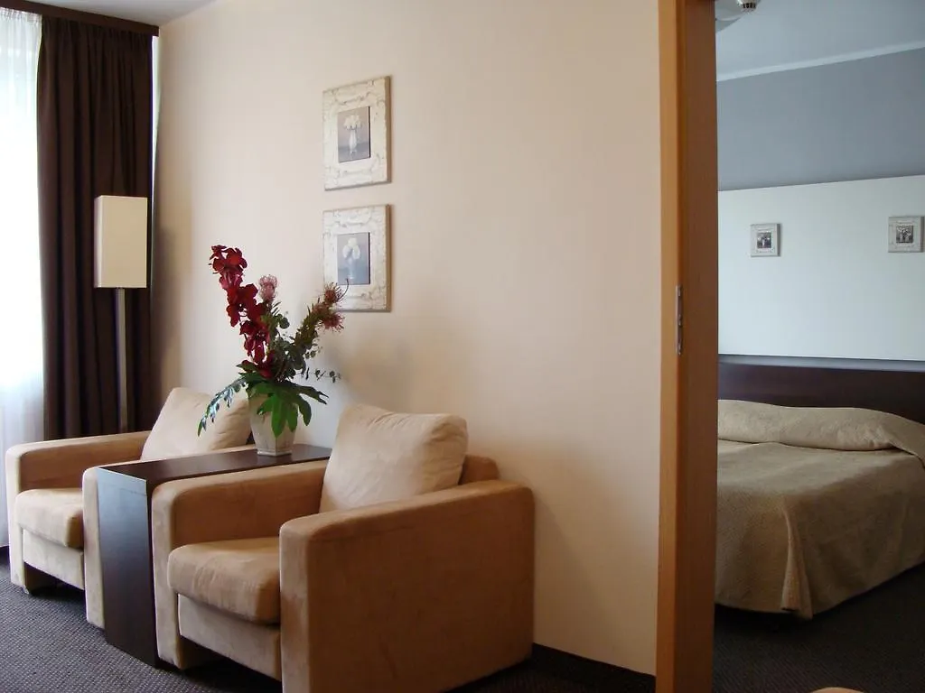 Hotel Dal Gdansk 2*,